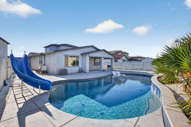 9673 Sedgefield Cir, Elk Grove, CA 95624