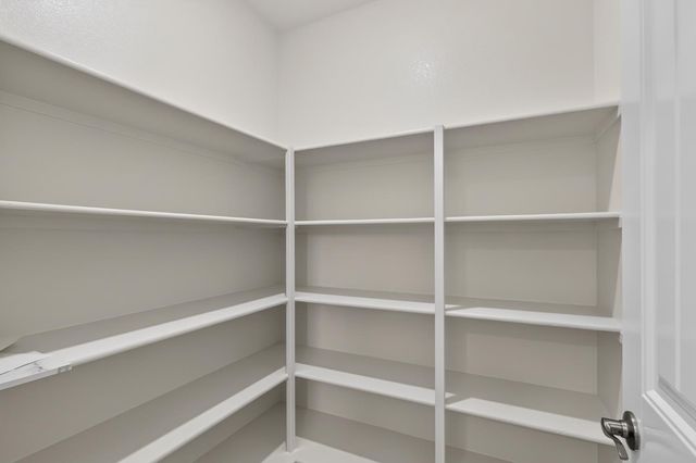 9673 Sedgefield Cir, Elk Grove, CA 95624