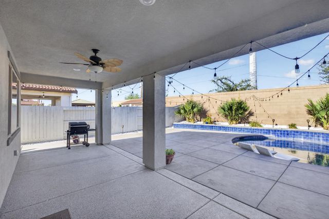 9673 Sedgefield Cir, Elk Grove, CA 95624