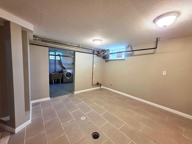 3406 S Stevens Avenue, Minneapolis, MN 55408