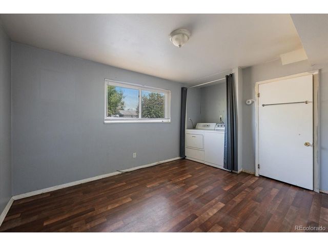 1048 Granby St, Aurora, CO 80011