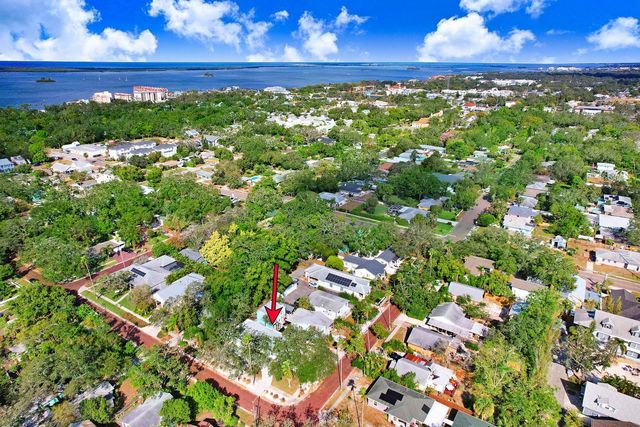 530 LOCKLIE STREET, Dunedin, FL 34698