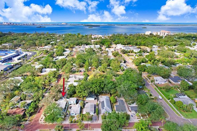 530 LOCKLIE STREET, Dunedin, FL 34698