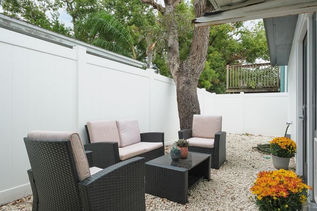 530 LOCKLIE STREET, Dunedin, FL 34698
