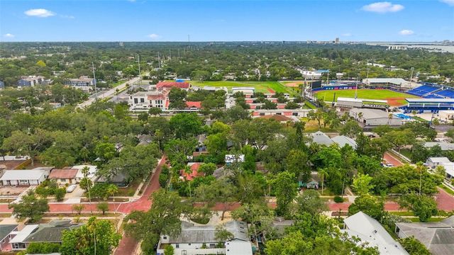 530 LOCKLIE STREET, Dunedin, FL 34698