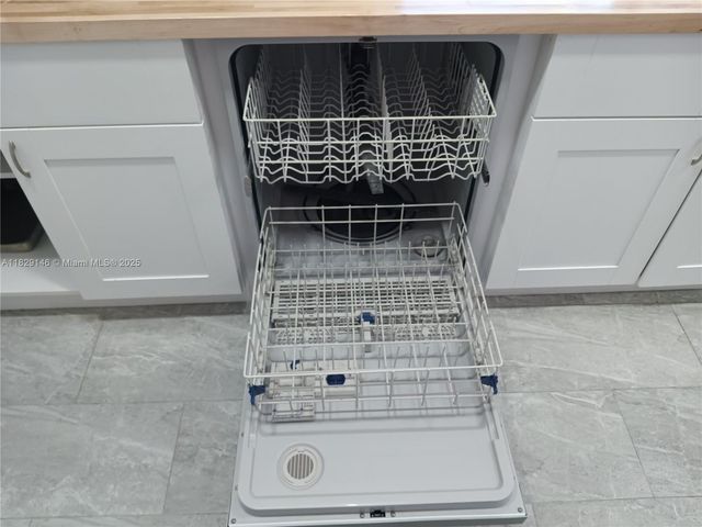 2242 Polk St, Hollywood, FL 33020