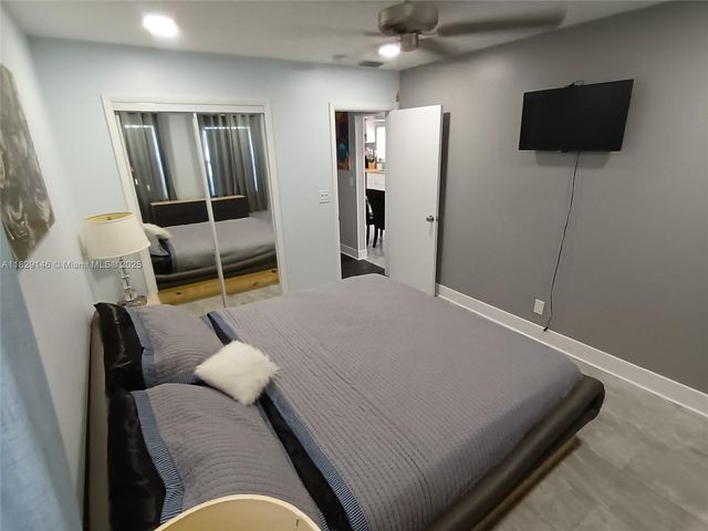 2242 Polk St, Hollywood, FL 33020