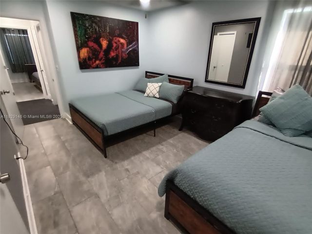 2242 Polk St, Hollywood, FL 33020