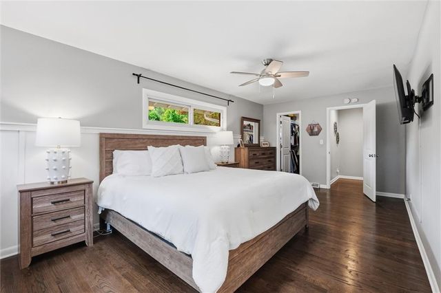 8025 Maple Street, Prairie Village, KS 66208