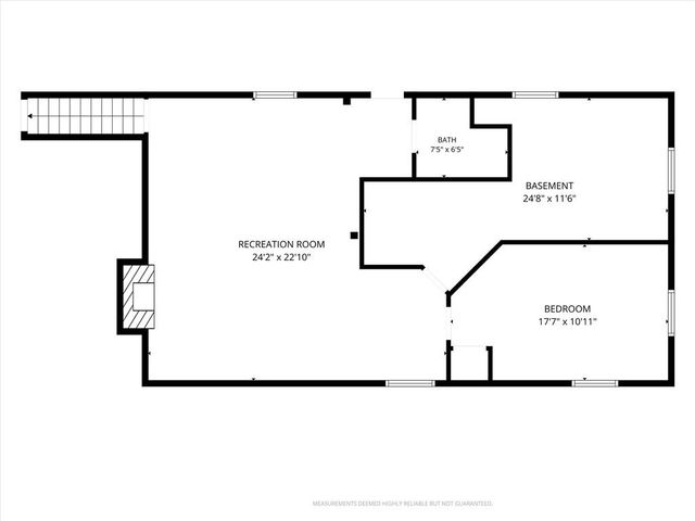 8025 Maple Street, Prairie Village, KS 66208