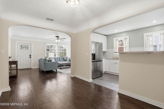 4015 COLLEGE Street, Jacksonville, FL 32205
