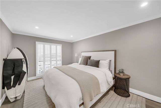 300 Cagney Lane PH9, Newport Beach, CA 92663