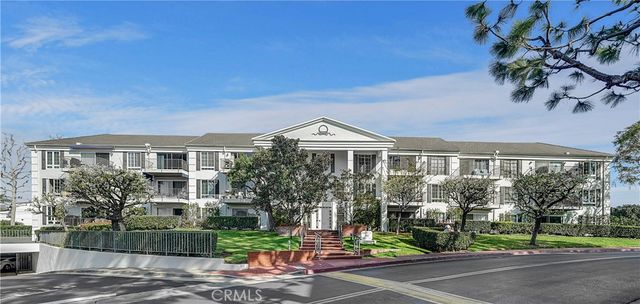 300 Cagney Lane PH9, Newport Beach, CA 92663