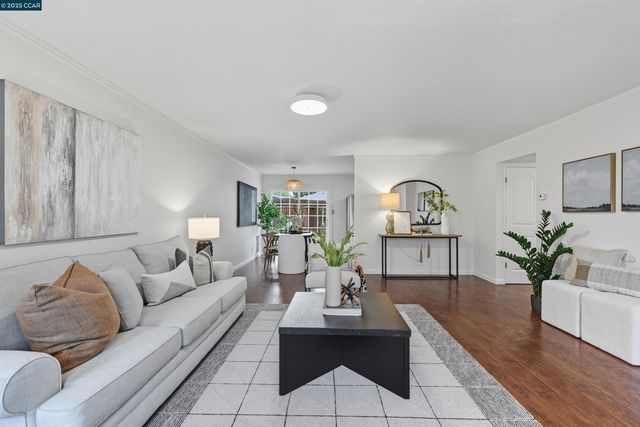 1286 Redwood Dr, Concord, CA 94520