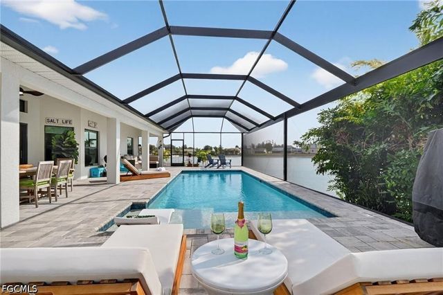 230 NE 18th ST, Cape Coral, FL 33909