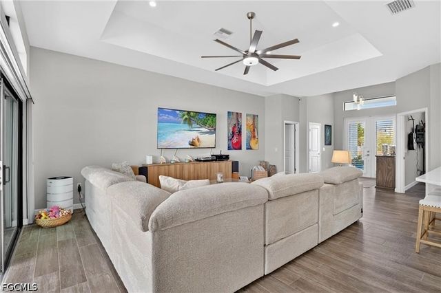 230 NE 18th ST, Cape Coral, FL 33909