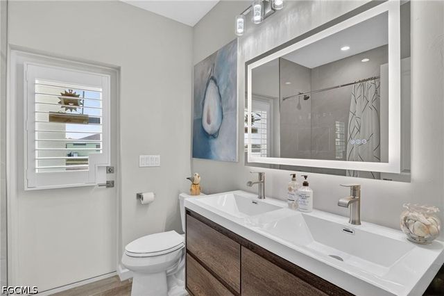 230 NE 18th ST, Cape Coral, FL 33909