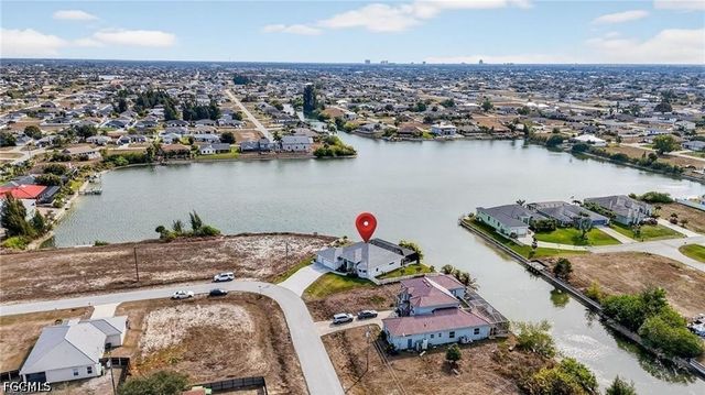 230 NE 18th ST, Cape Coral, FL 33909