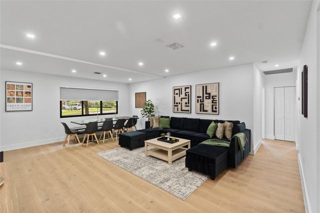 1561 SW 23rd Ave, Fort Lauderdale, FL 33312