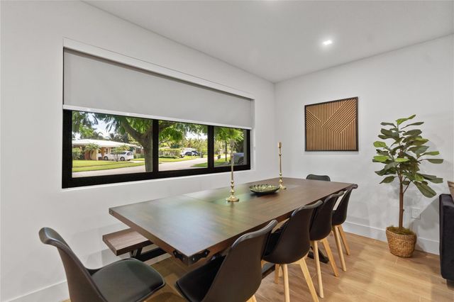 1561 SW 23rd Ave, Fort Lauderdale, FL 33312