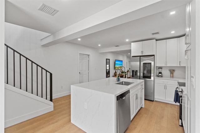 1561 SW 23rd Ave, Fort Lauderdale, FL 33312