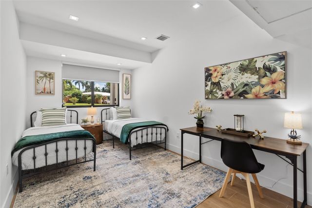 1561 SW 23rd Ave, Fort Lauderdale, FL 33312