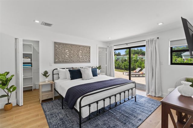 1561 SW 23rd Ave, Fort Lauderdale, FL 33312