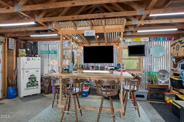 6288 Nc Highway 87 N, Gibsonville, NC 27249