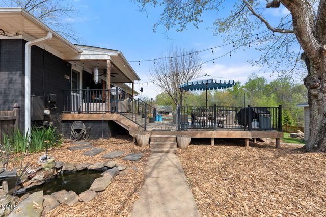 6288 Nc Highway 87 N, Gibsonville, NC 27249