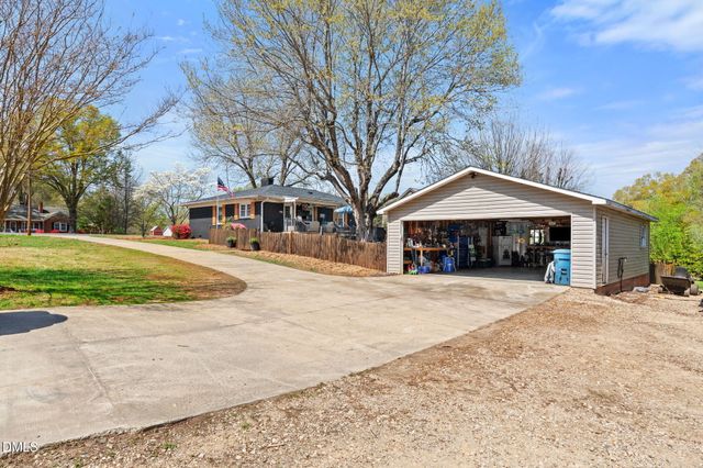 6288 Nc Highway 87 N, Gibsonville, NC 27249