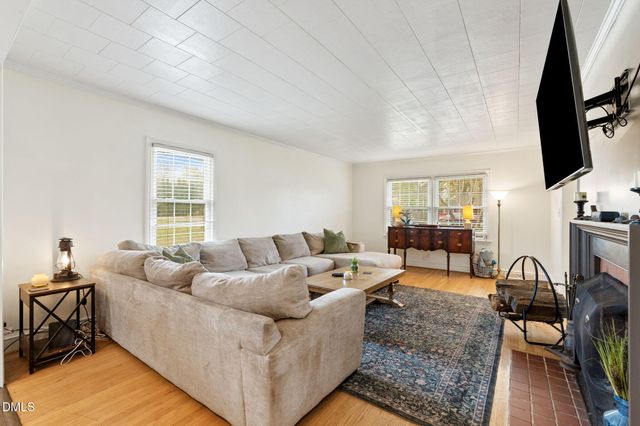 6288 Nc Highway 87 N, Gibsonville, NC 27249