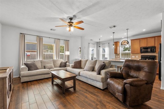 3277 Park Falls Court, League City, TX 77573