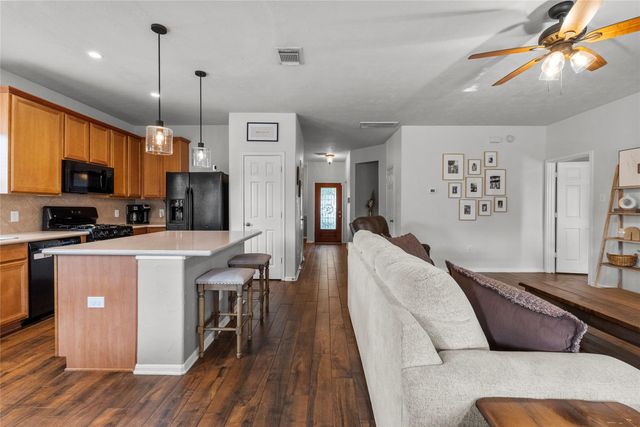 3277 Park Falls Court, League City, TX 77573