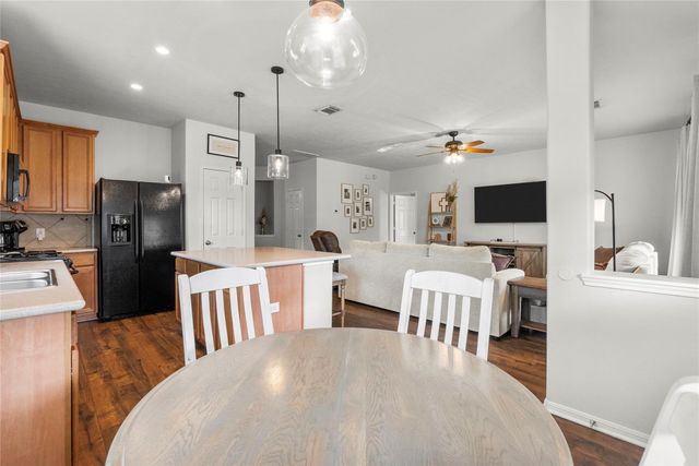 3277 Park Falls Court, League City, TX 77573