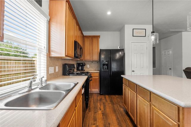 3277 Park Falls Court, League City, TX 77573