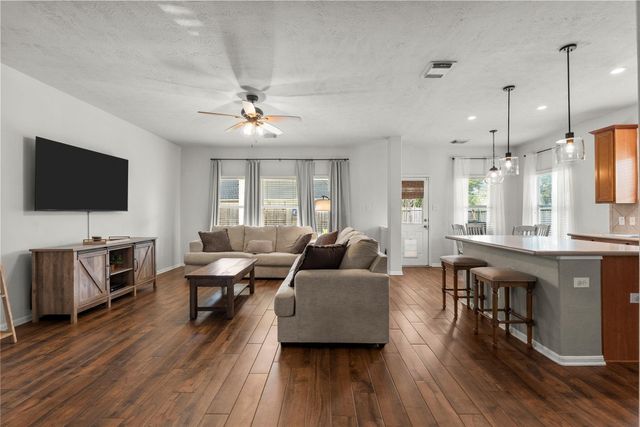 3277 Park Falls Court, League City, TX 77573