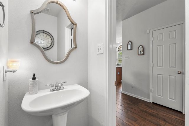 3277 Park Falls Court, League City, TX 77573