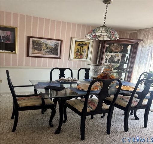 14813 Amy Ct, South Chesterfield, VA 23834