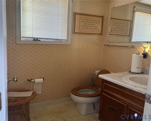 14813 Amy Ct, South Chesterfield, VA 23834