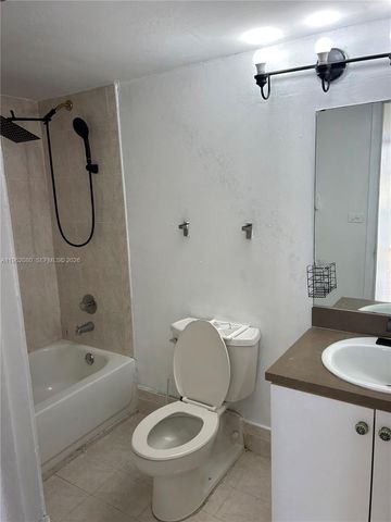 14311 N Kendall Dr 402A, Miami, FL 33186