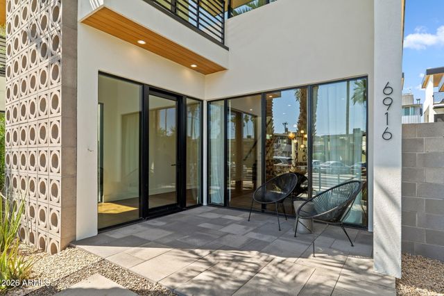 6916 E 2ND Street, Scottsdale, AZ 85251