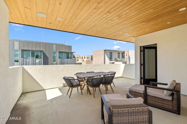 6916 E 2ND Street, Scottsdale, AZ 85251