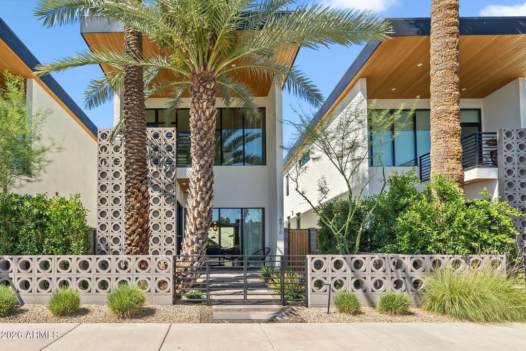 6916 E 2ND Street, Scottsdale, AZ 85251