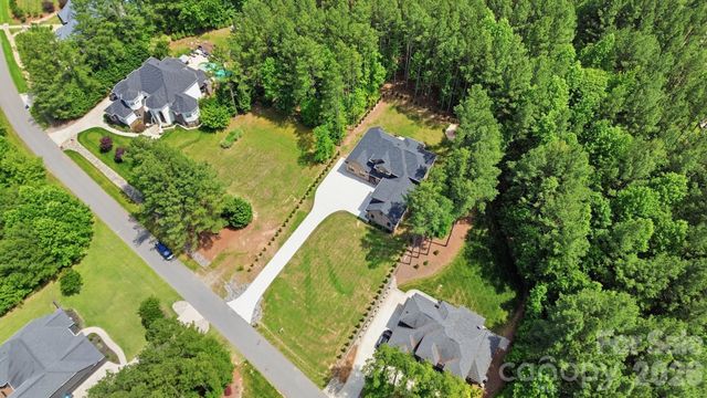 145 Crooked Branch Way, Troutman, NC 28166