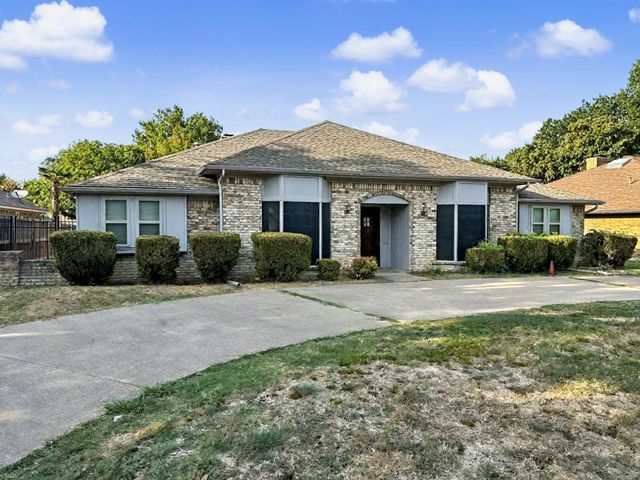2013 Campbell Parkway, Richardson, TX 75082