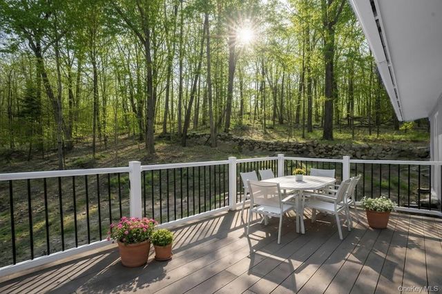 11 Hopp Ground Lane, Bedford, NY 10506