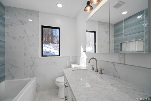 11 Hopp Ground Lane, Bedford, NY 10506