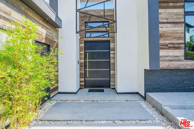 8401 WYNDHAM Road, Los Angeles, CA 90046