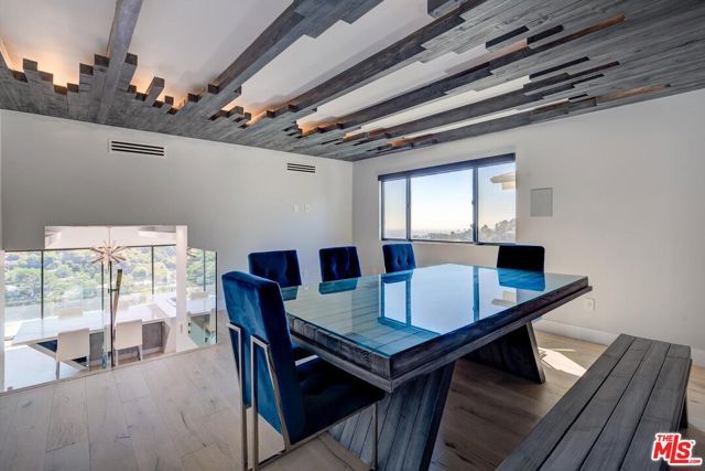 8401 WYNDHAM Road, Los Angeles, CA 90046