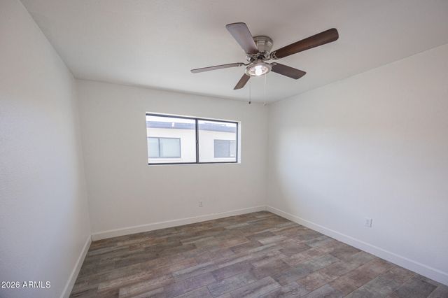 1229 W SOUTHERN Avenue B, Tempe, AZ 85282